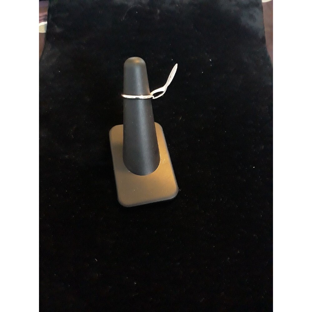 Sterling Silver Band Sz 4 (2mm)